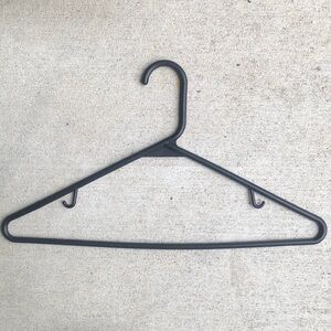 BUNDLED—25 Black Plastic Hangers